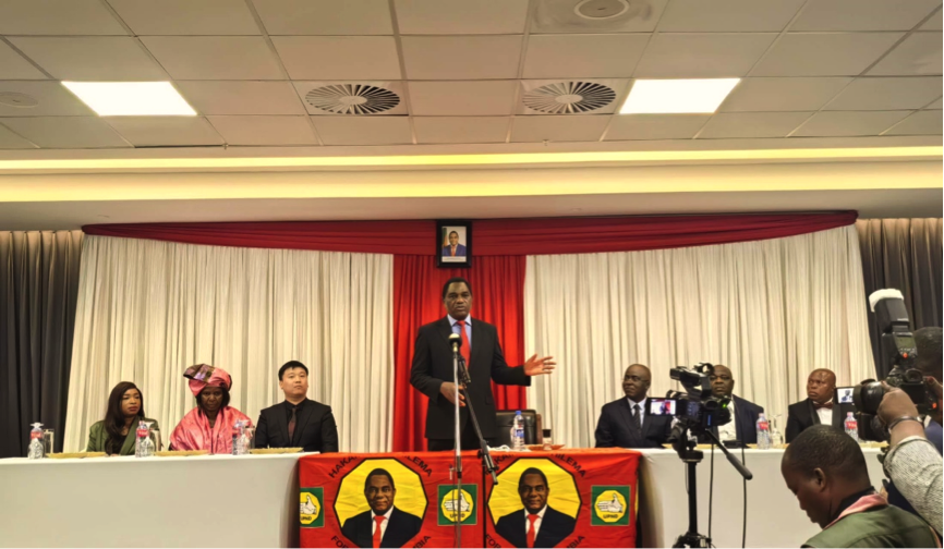 乐天使资源总裁助理王治伟受邀 出席赞比亚总统晚宴