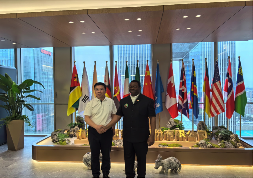 赞比亚驻华大使到访乐天使资源集团总部